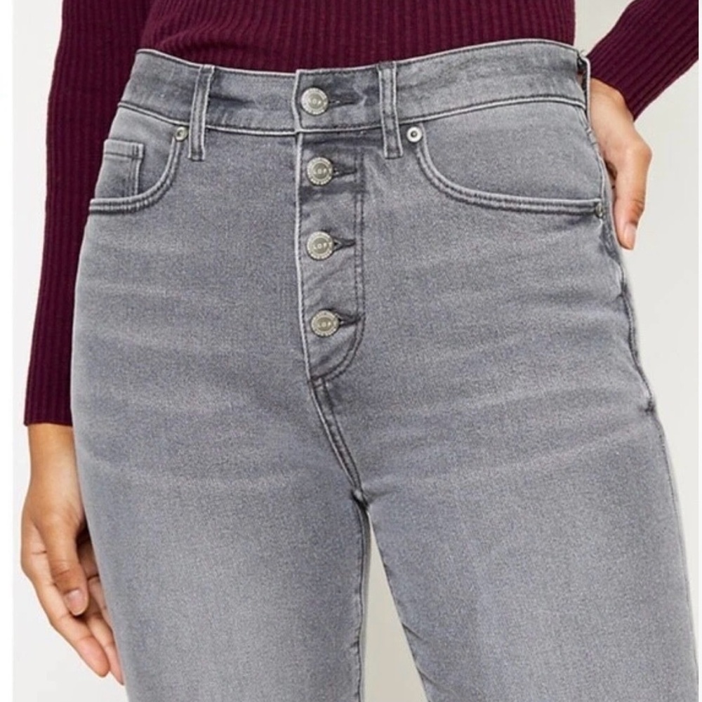 🌺Loft high-rise, button-fly, curvy skinny-fit gray jeans - Picture 3 of 9